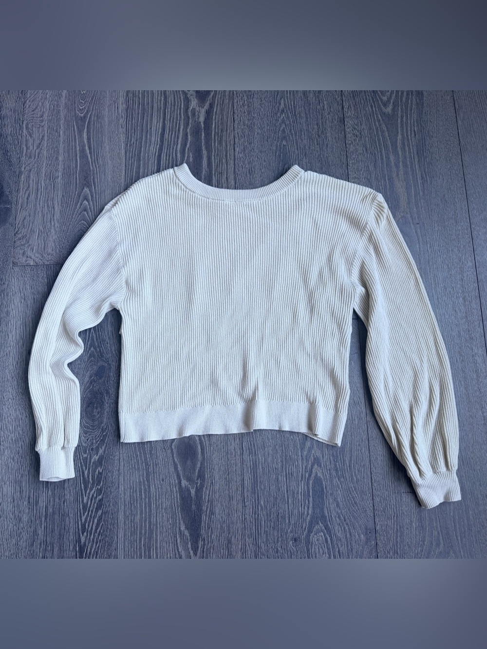 Lululemon Reversible Crossover Sweater
in Bone Size Medium